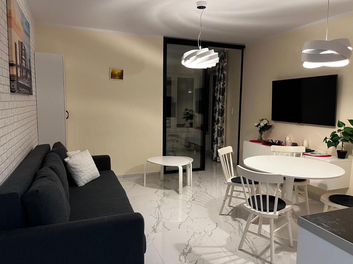 Enklawa Mielno Przy Plazy - Szklane Apartment